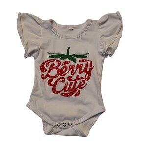 Berry Cute Baby One Piece Ruffle Sleeves White Strawberry Graphic Size 80 12-24M